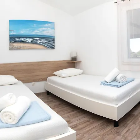 Apartment Ideal Holiday Tribunj (Sibenik-Knin)