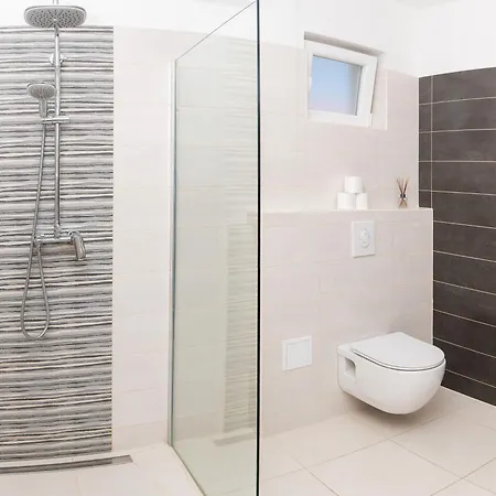 Ideal Holiday Apartment